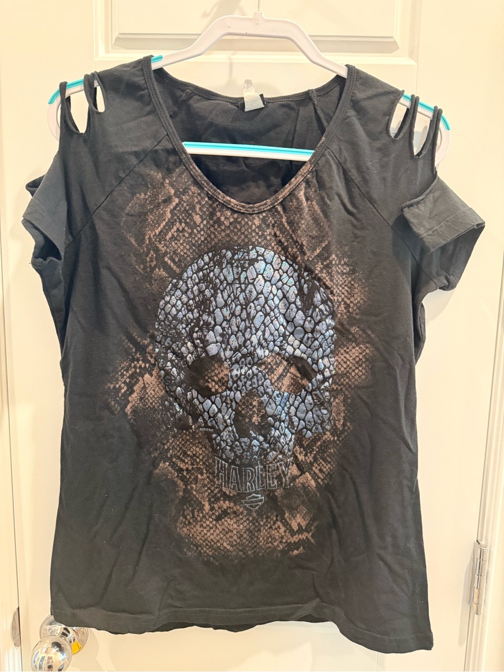 Harley-Davidson Black Short-Sleeve Tee with Blue Snake-Skin Skull